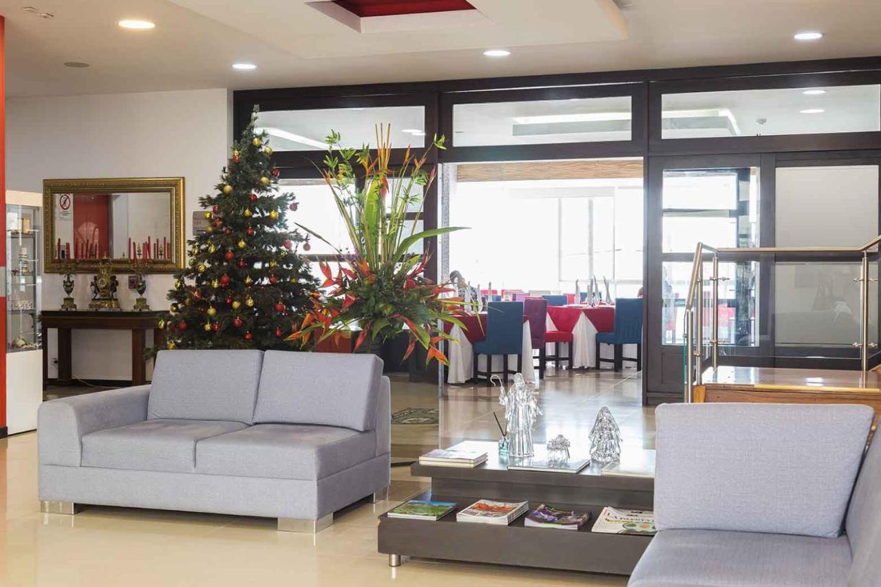 Hotel Varuna Манисалес Екстериор снимка